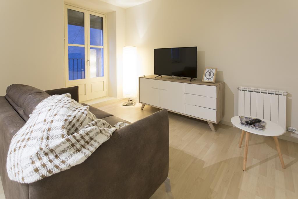 Bravissimo Cort Reial-3A Appartement Gerona Buitenkant foto